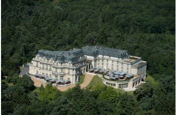 Remonter le temps au Château Hôtel Mont-Royal ***** à Chantilly