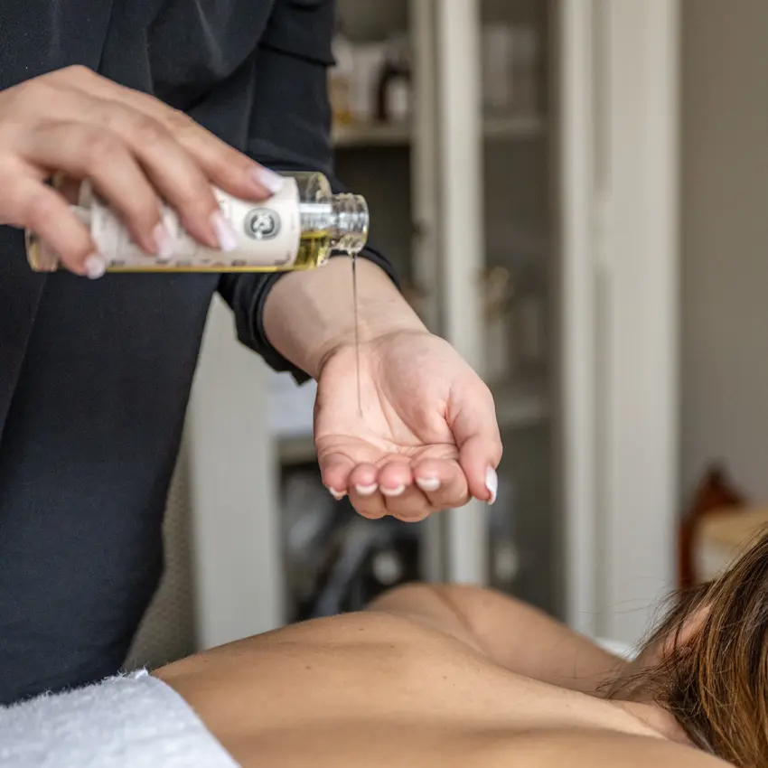 Massage Doux et Réconfortant