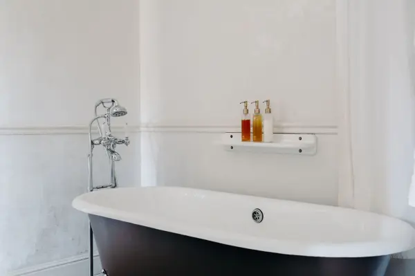 Une nuit avec petit-déjeuner en chambre Deluxe — visuel 2