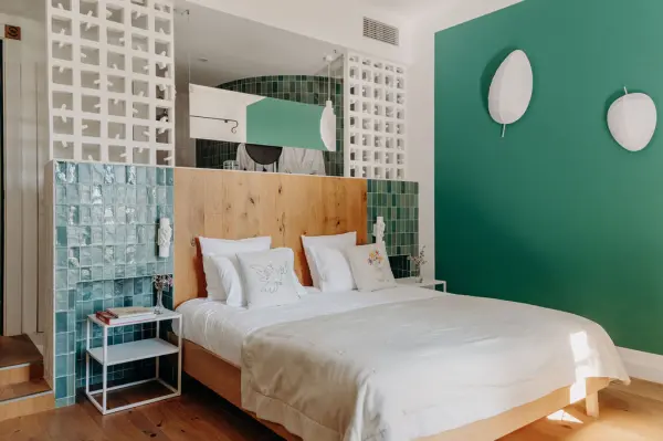 Une nuit avec petit-déjeuner en chambre Deluxe — visuel 3