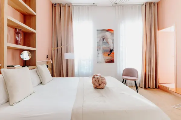 Une nuit avec petit-déjeuner en chambre classique — visuel 3