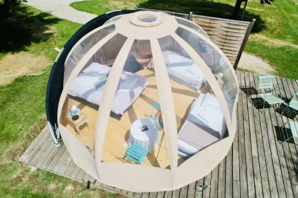 Nuit insolite en bulle a la belle etoile — visuel 1