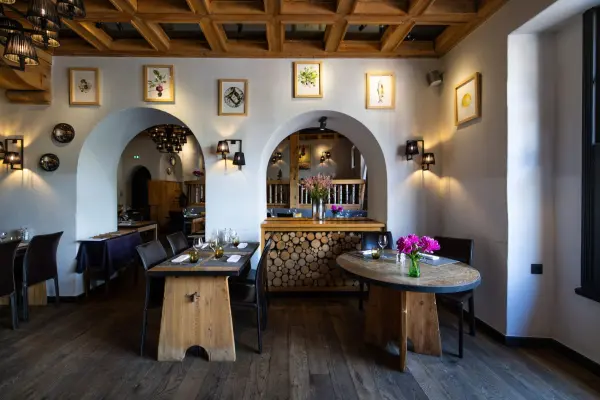 Coffret cadeau Restaurant - Déjeuner ou Diner au bistrot "Le Prieuré" (boissons incluses) — visuel 2