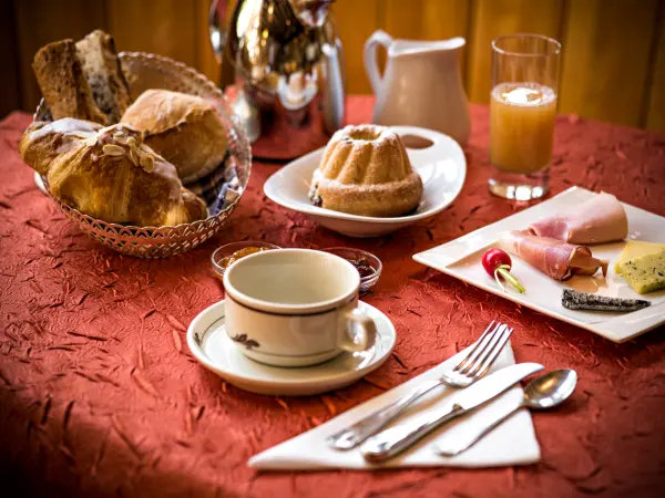 Couette et Croissants En Suite - 1 nuit Week-end — visuel 1