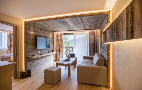 PRESTIGE & SPA · Suite Deluxe & Spa (1·nuit) — visuel 3