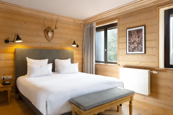 Decouverte & gastronomie en chambre junior suite — visuel 1