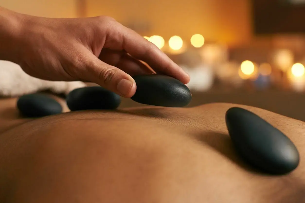 Soin Pierres Chaudes (60 minutes)