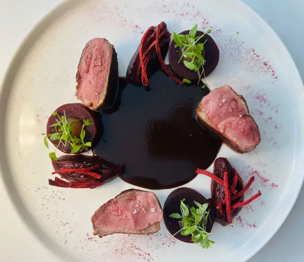 Menu Saveurs d'Hugo à 4 plats pour 2 personnes Boissons incluses — visuel 1