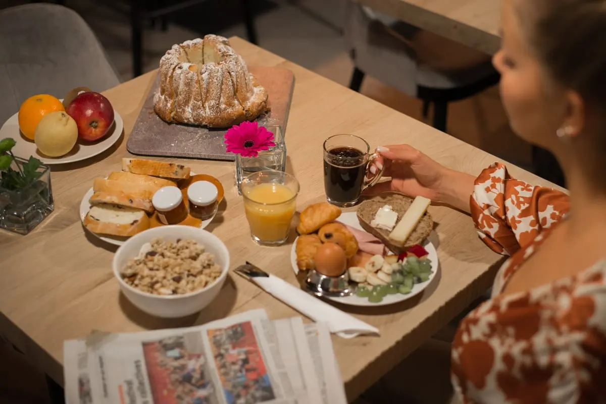Petit Dejeuner Buffet