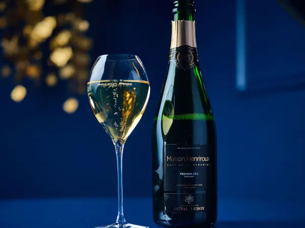 Coupe de Champagne Cuvée Pyramide - Unique au Monde — visuel 1