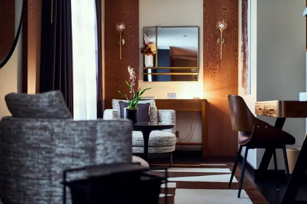 Une nuit à l'Hôtel la Pyramide en Suite — visuel 2