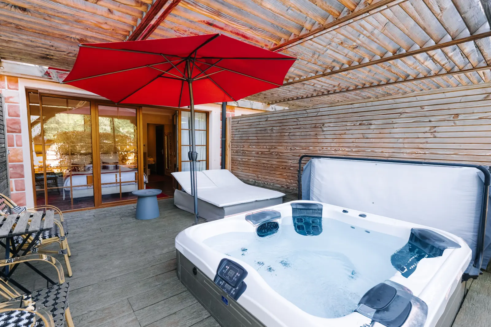 Séjour en Demi-Pension Privilège, avec jacuzzi privatif (tous les jours)