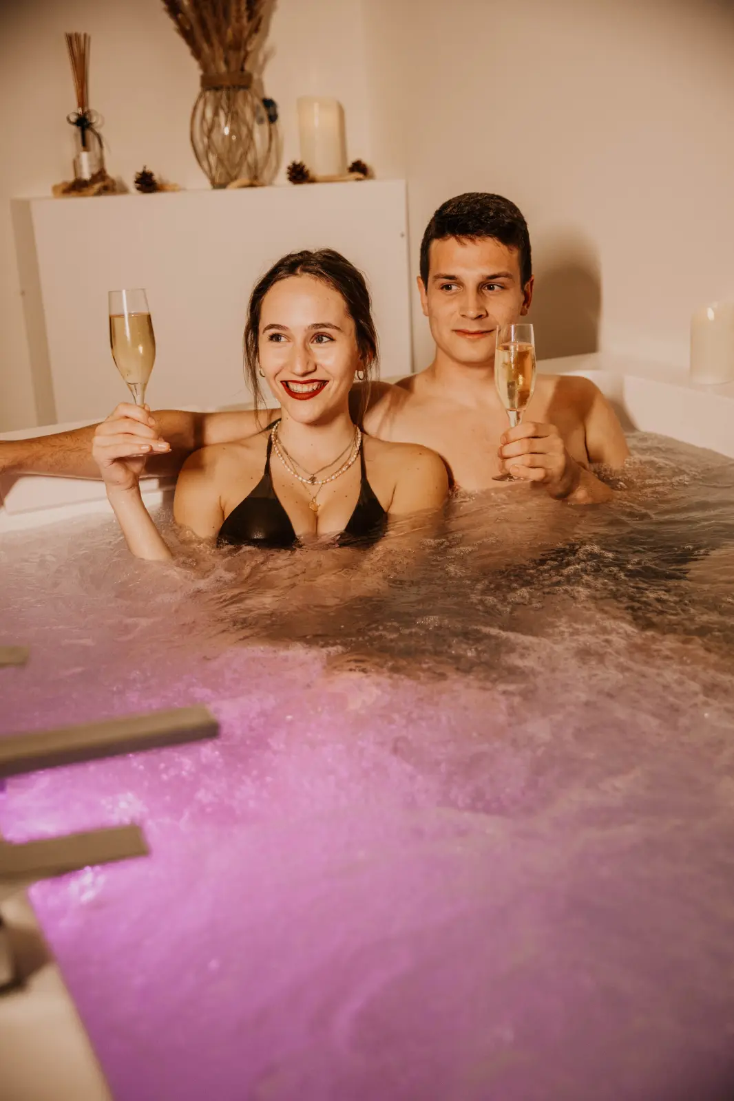 Séance de jacuzzi dans un lieu privatif