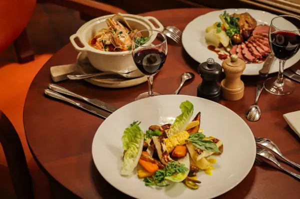 Déjeuner ou Diner au Bistro Casals — visuel 3