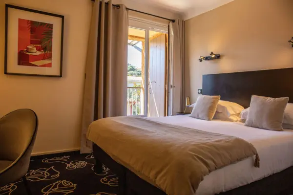 Escapade en Chambre Balcon à l'Hôtel & Spa Le Madeloc **** — visuel 3
