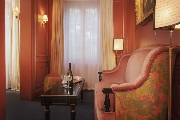 Parenthèse Romance d'une nuit en Suite Junior — visuel 2