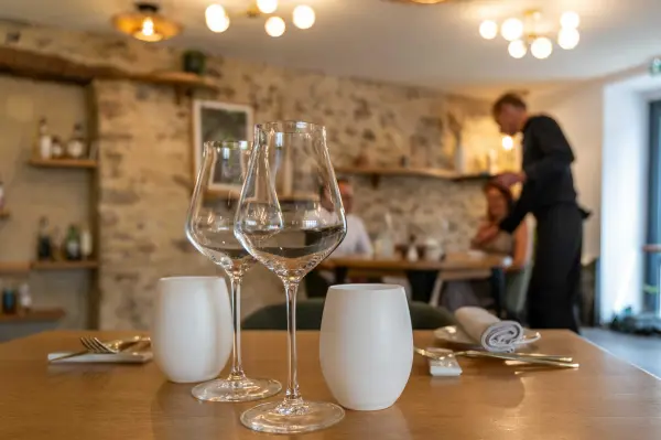 Menu dégustation en 4 séquences avec accords mets et vins — visuel 1