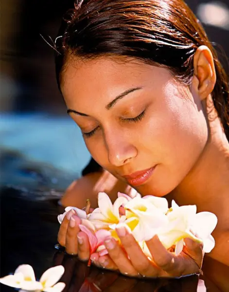 Soin Massage Du Visage Fleurs et Fruits de Bali 80' — visuel 1