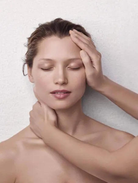 Bon cadeau 200 € - Spa by Clarins — visuel 1