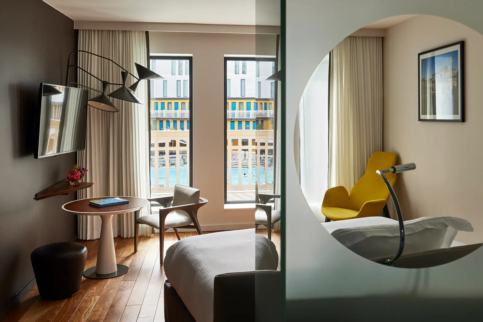 Nuit et petit déjeuner en chambre Deluxe
