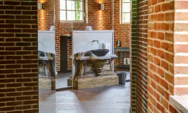 Un soin de 60 min. & acces au spa — visuel 1