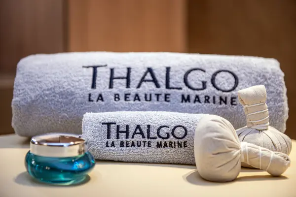 Massage "Lomi Lomi aux ballotins de sable chaud" - 60 min — visuel 3