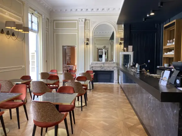 Pause gourmande boisson chaude et pâtisserie — visuel 1