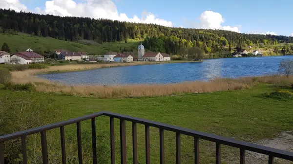 Chambre Double avec Balcon vue lac — visuel 1