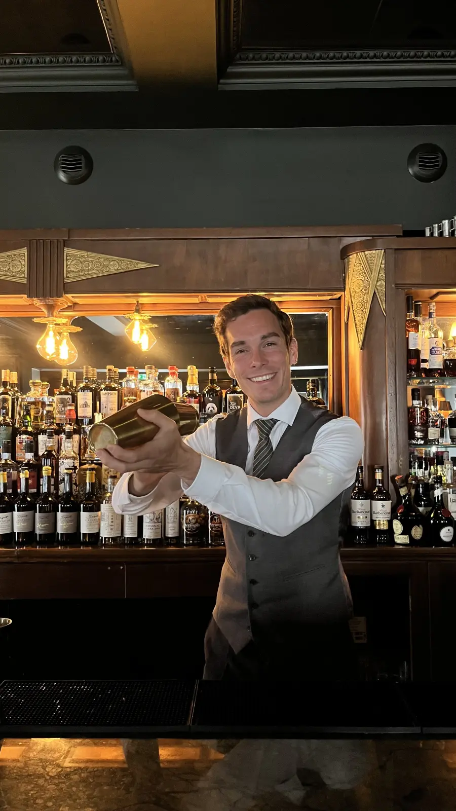 Le Bar d’Albert - Cocktails & Tapas à Partager