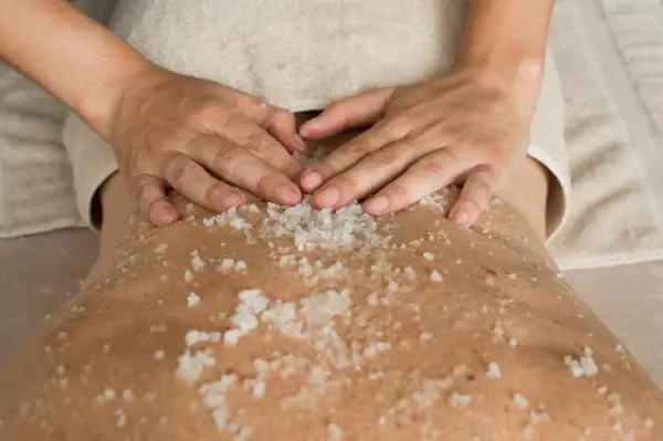 Gommage à la fleur de sel ou douceur — visuel 1