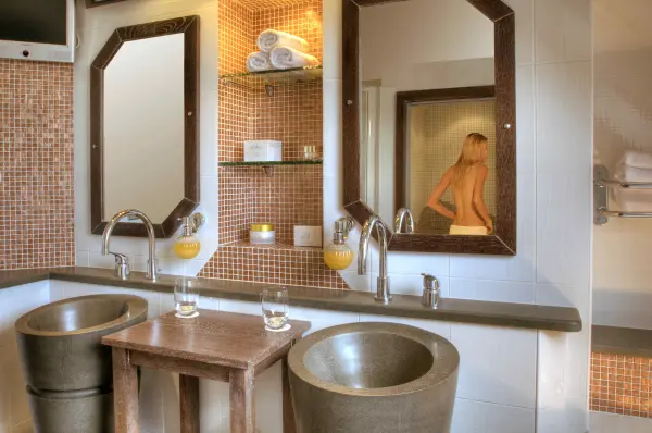 PRESTIGE & SPA · Bien-être Suite & Spa (1·nuit) — visuel 3
