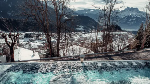 1 Nuit en chambre double, Vue sur les montagnes — visuel 3