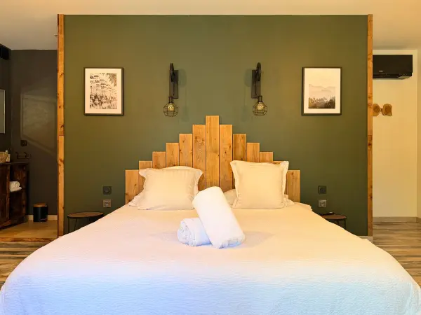 Offrir une nuit en CABANE JACUZZI — visuel 1