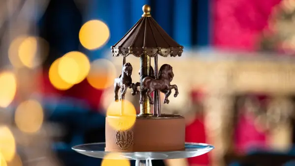 La bûche, Le Manège de La Rotonde — visuel 1