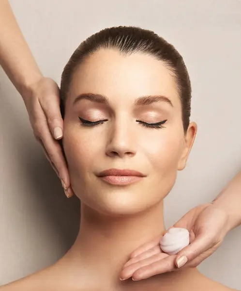 Soin visage personnalisé manuel essentiel 60 minutes — visuel 1