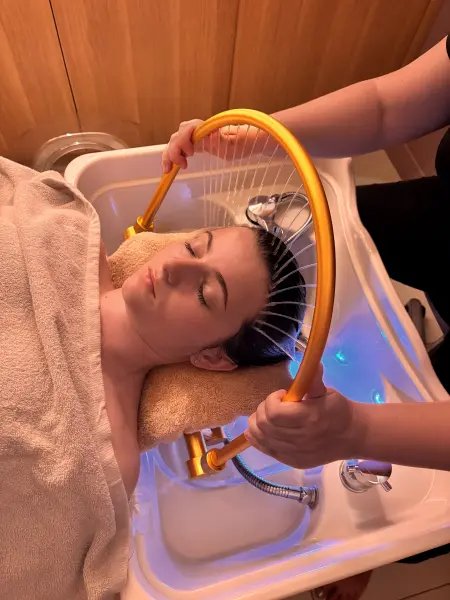 Head Spa - 75 minutes — visuel 2