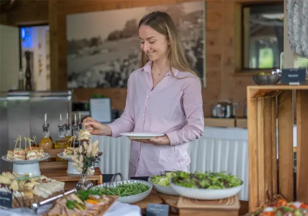 Le Brunch au Chalet avec vin — visuel 2