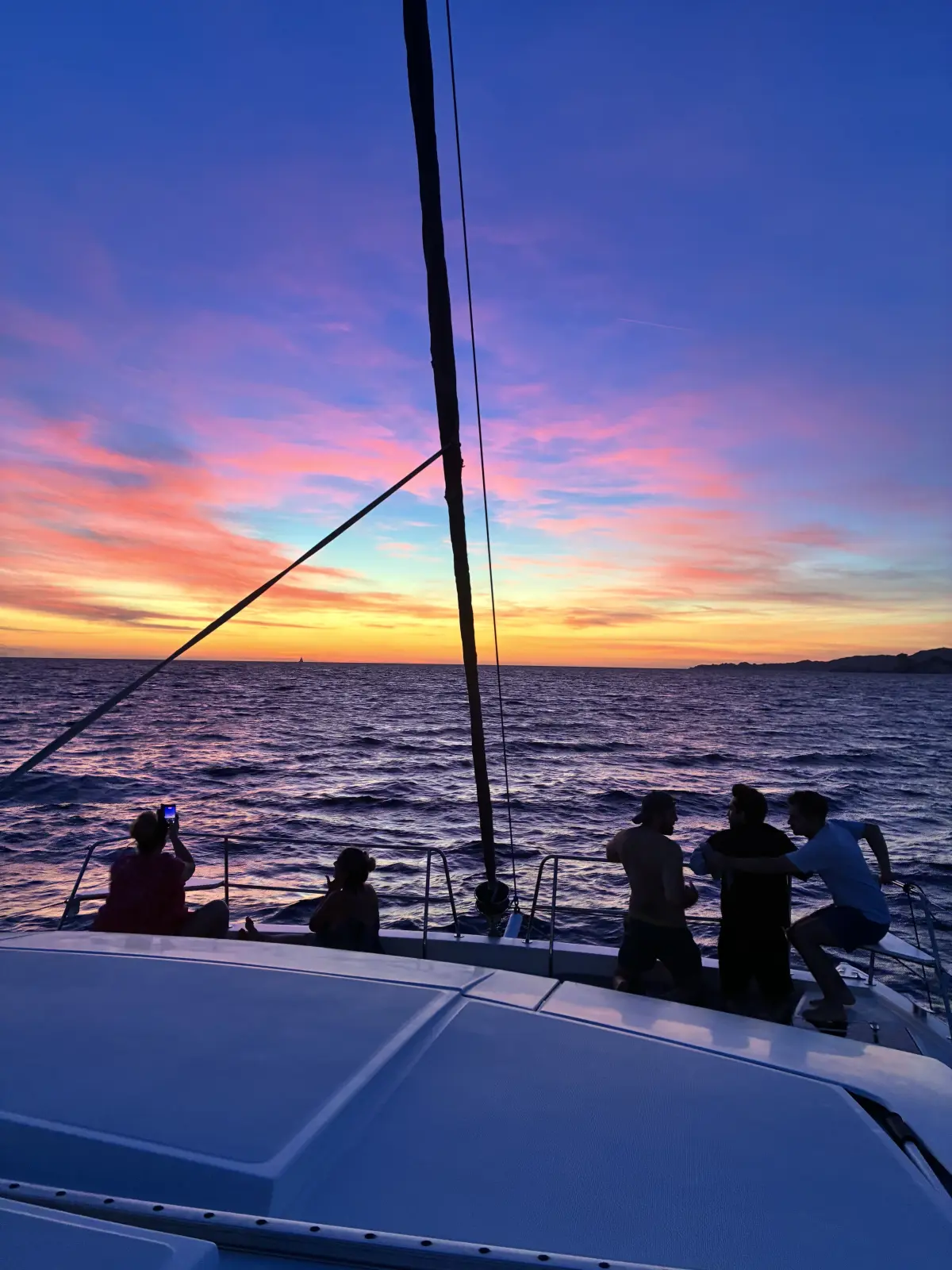 Entre Falaises et Coucher de Soleil – Séjour & Sortie en Mer