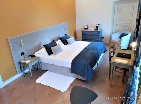Chambre Vue Golf & Petit Déjeuner