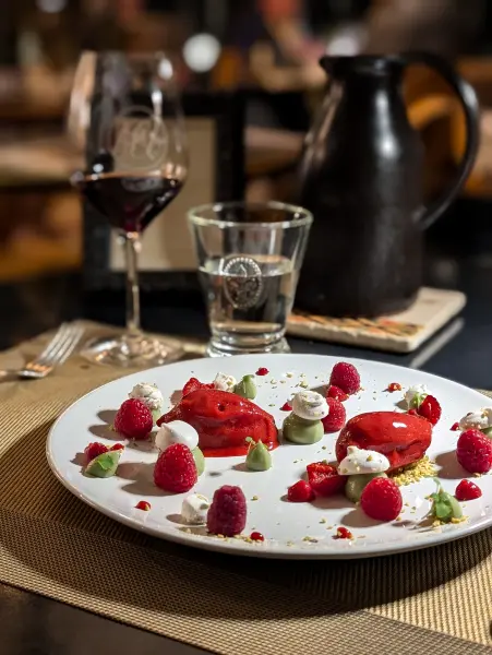 Diner d'exception pour 2 personnes avec le Menu Signature du chef — visuel 1