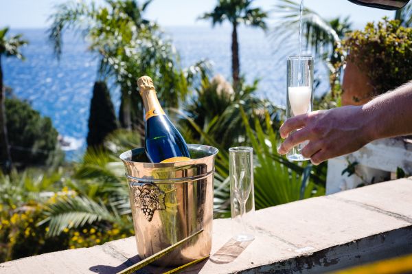 Menu dégustation en 8 services - repas au Champagne