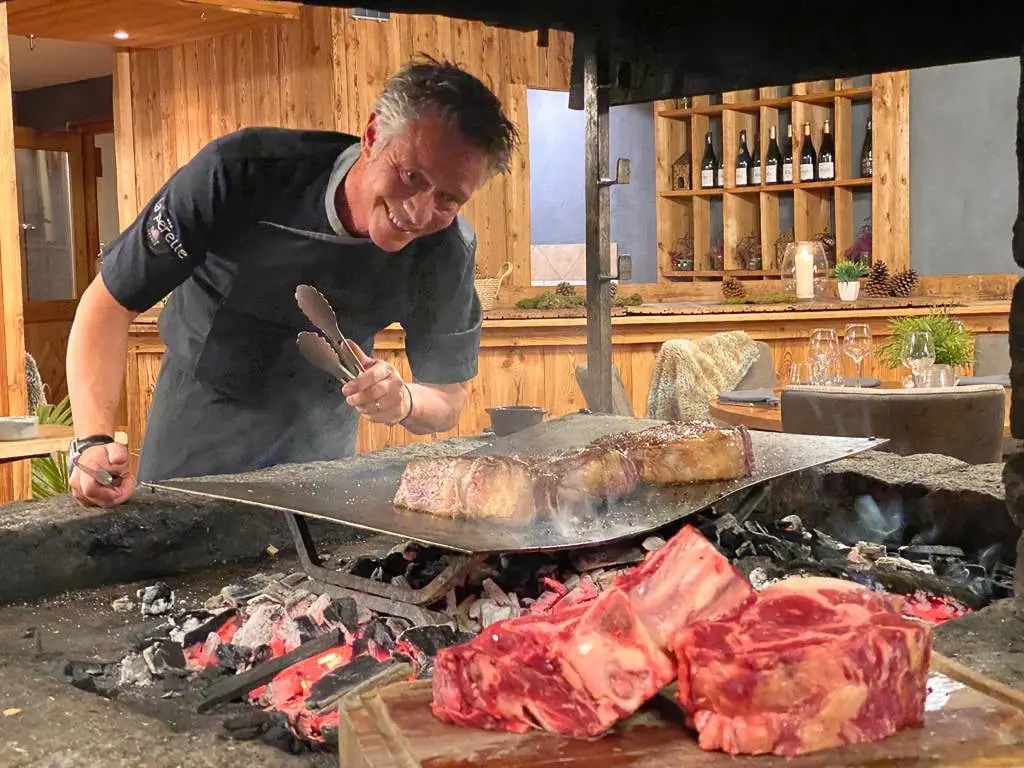 Coffret cadeau "Repas Soirée à thème"