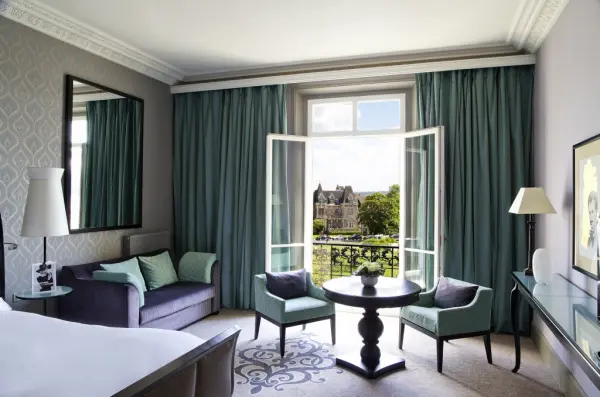 Une nuit en chambre double vue sur les jardins et l'architecture de Cabourg — visuel 3
