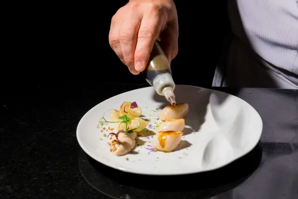 Cours de cuisine de 3h et repas au Relais d'Ozenay — visuel 3