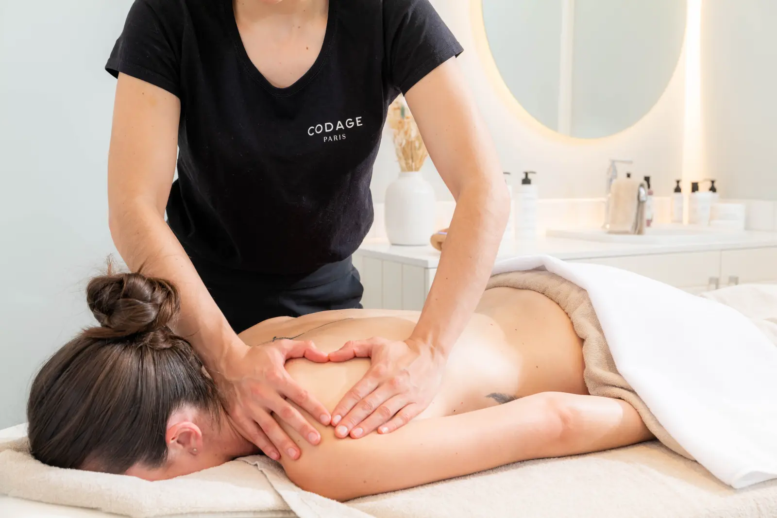 Massage Corps 1h + Sauna