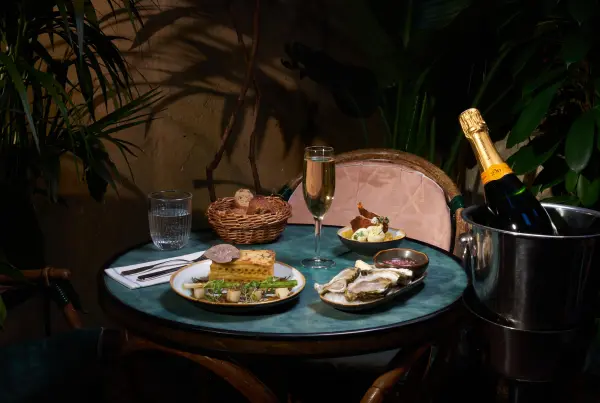 Rendez-vous Gourmand: Plaisirs à Deux avec bouteille de Champagne — visuel 1