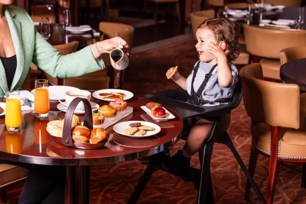 La Cuisine - Brunch Royal du Dimanche, Enfant — visuel 2