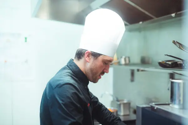 Menu 2 plats - plat et fromages ou dessert — visuel 2