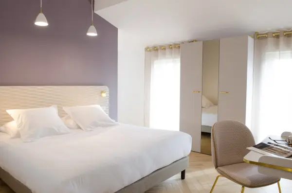 Café Hôtel XIX*** - Nuit en Suite Junior avec vue sur ville & Petit-déjeuner pour 2 personnes — visuel 2