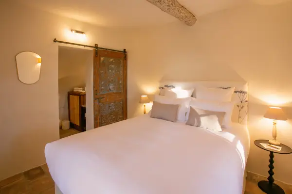 Séjour de deux nuits avec petit déjeuner en chambre Bastidon — visuel 2